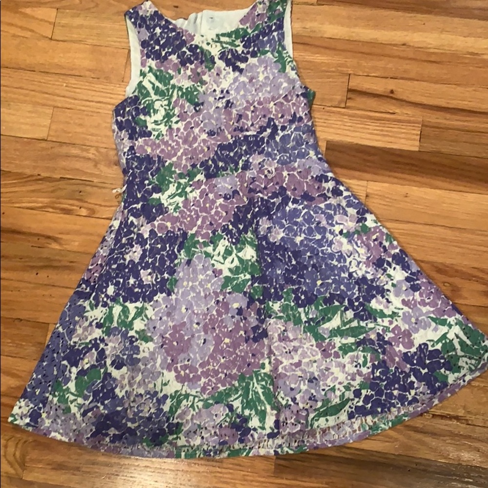 Girls dress size 10